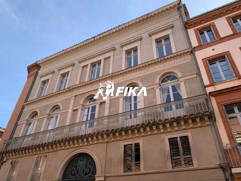 Office in Toulouse for lease - Building Photo - Image 2 of 12