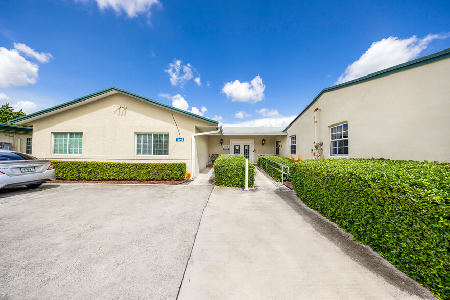 1845 Garfield St, Hollywood, FL à vendre - Photo du bâtiment - Image 1 de 20