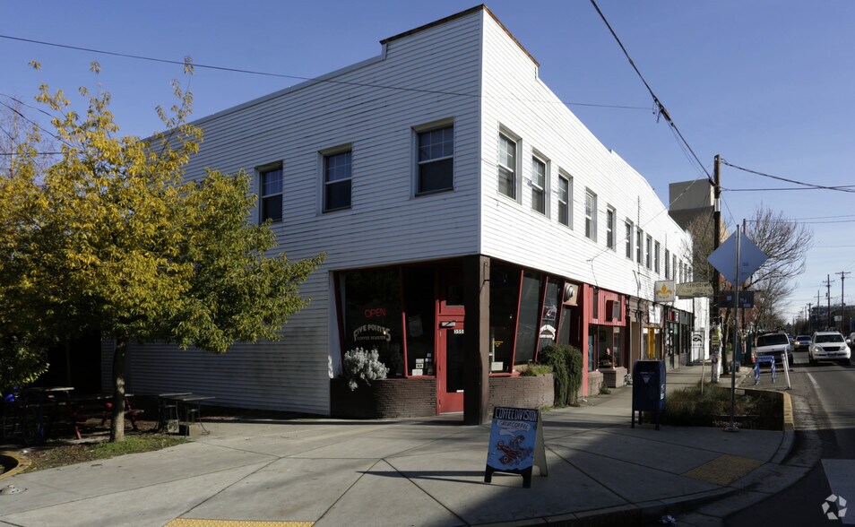 3551-3561 SE Division St, Portland, OR à louer - Photo du bâtiment - Image 3 de 11