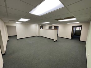 440 E Poe Rd, Bowling Green, OH for lease Interior Photo- Image 2 of 5