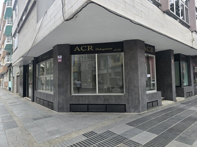 Calle Albareda, 25, Las Palmas de Gran Canaria, Las Palmas à louer - Photo du bâtiment - Image 1 de 16