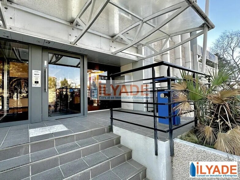 166 Avenue De Hambourg, Marseille for lease - Building Photo - Image 1 of 12