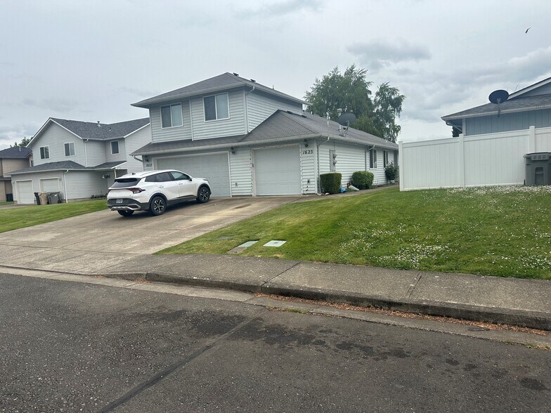 1625 SE Cortland Ave, Dallas, OR for sale - Building Photo - Image 3 of 8