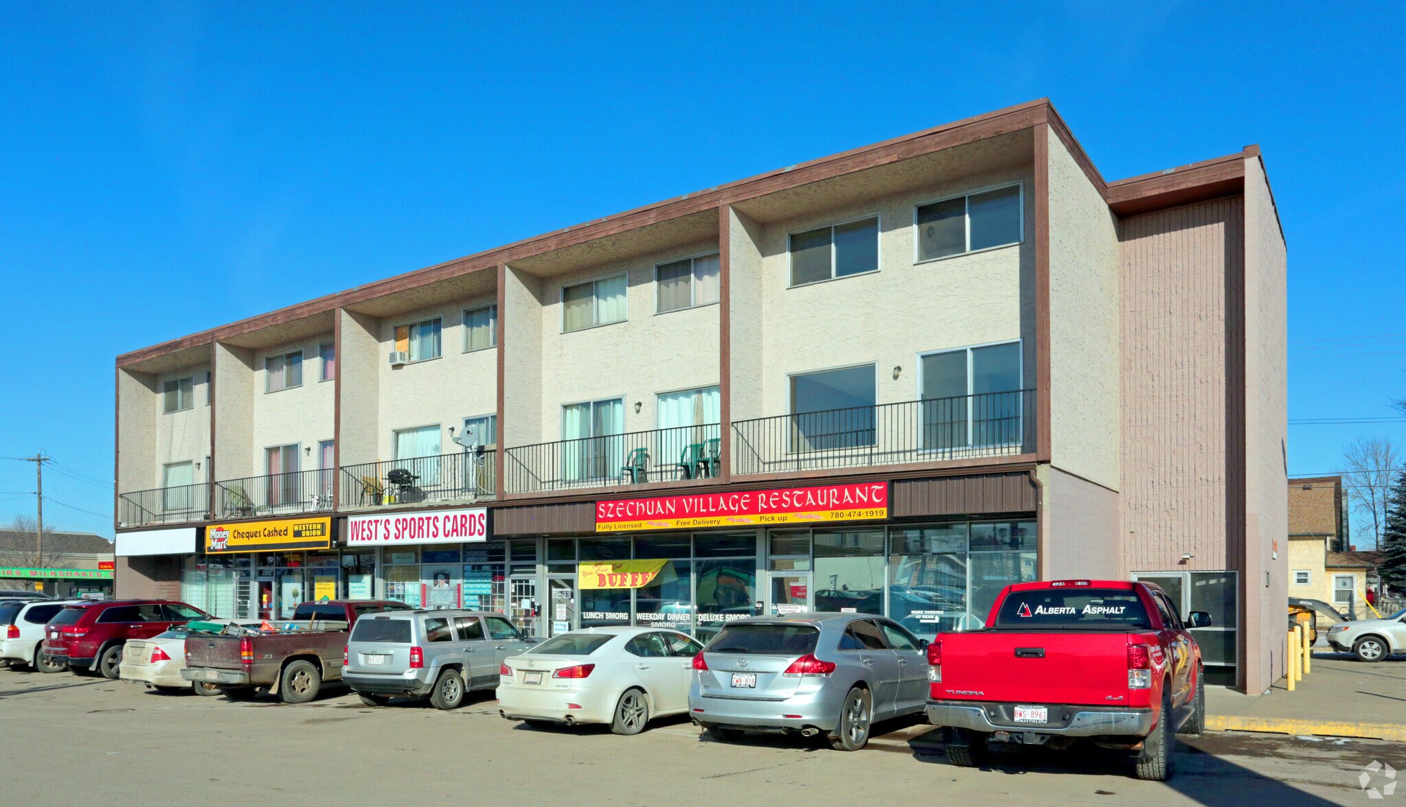 7906 118th Ave NW, Edmonton, AB à vendre Photo principale- Image 1 de 1