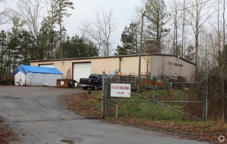600 James Rd, Alpharetta, GA for lease - Primary Photo - Image 1 of 2