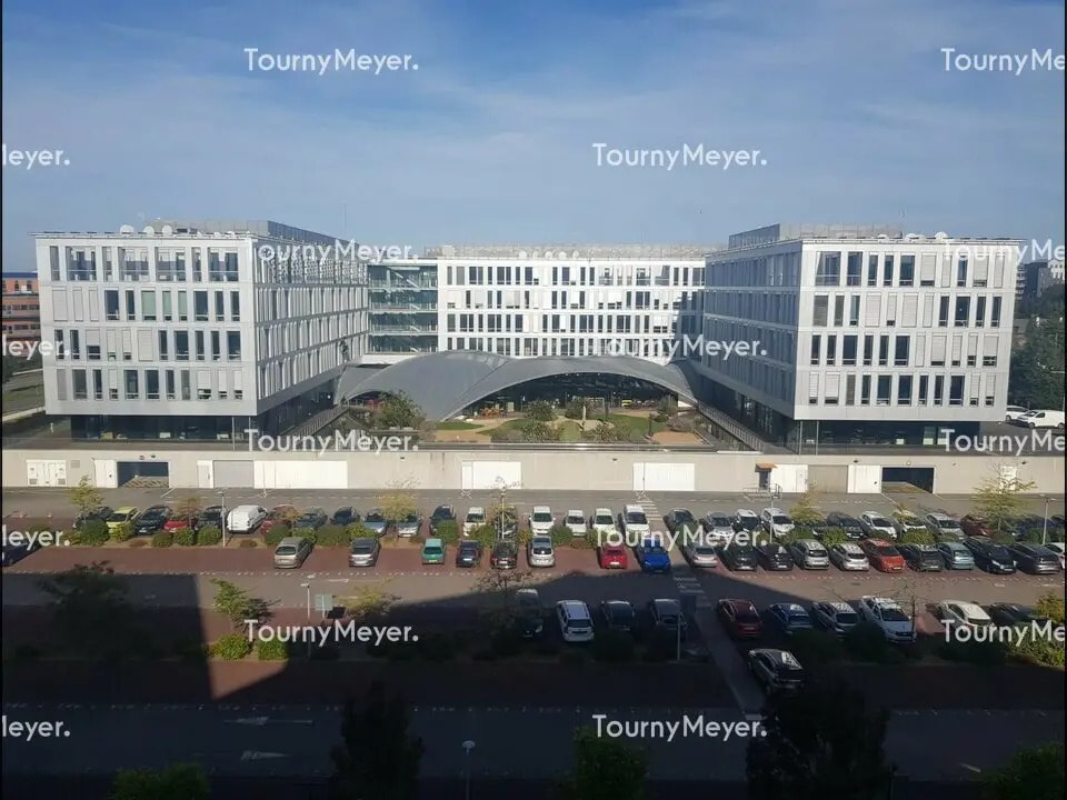 Office in Cesson-Sévigné for lease Primary Photo- Image 1 of 3