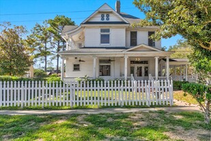 797 N 5th St, Beaumont TX - Commercial Kitchen