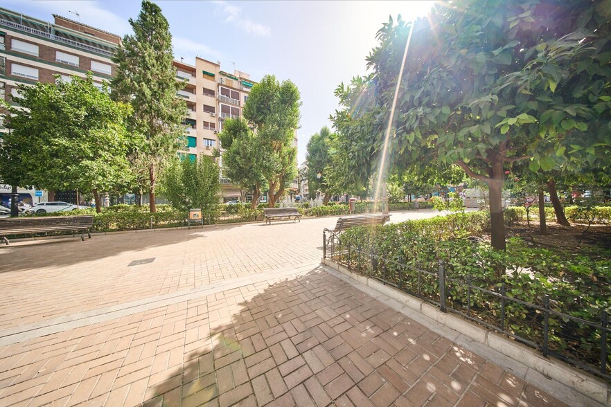 Calle Gran Capitán, 3, Granada, Granada for lease - Building Photo - Image 3 of 12