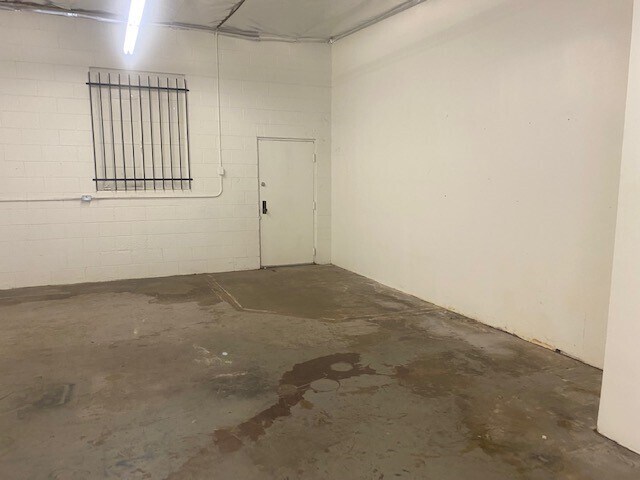 11701-11717 Washington Blvd, Whittier, CA for lease - Interior Photo - Image 3 of 5