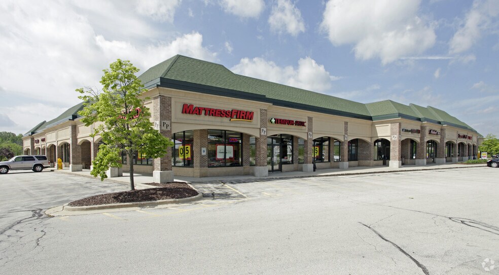 900-1140 Gateway Ct, West Bend, WI à louer - Photo du bâtiment - Image 3 de 6