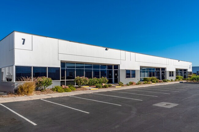 Plus de détails pour 6000 S Eastern Ave, Las Vegas, NV - Local d'activités à louer
