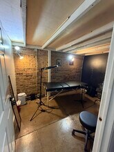 2544 Elm St, Dallas, TX for lease Interior Photo- Image 2 of 8