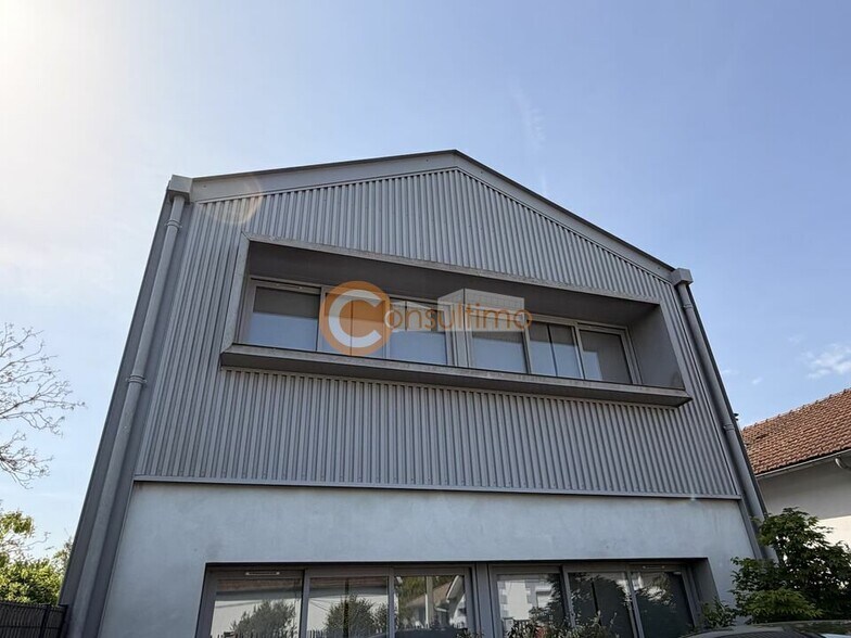 Flex in Cenon for sale - Building Photo - Image 3 of 8