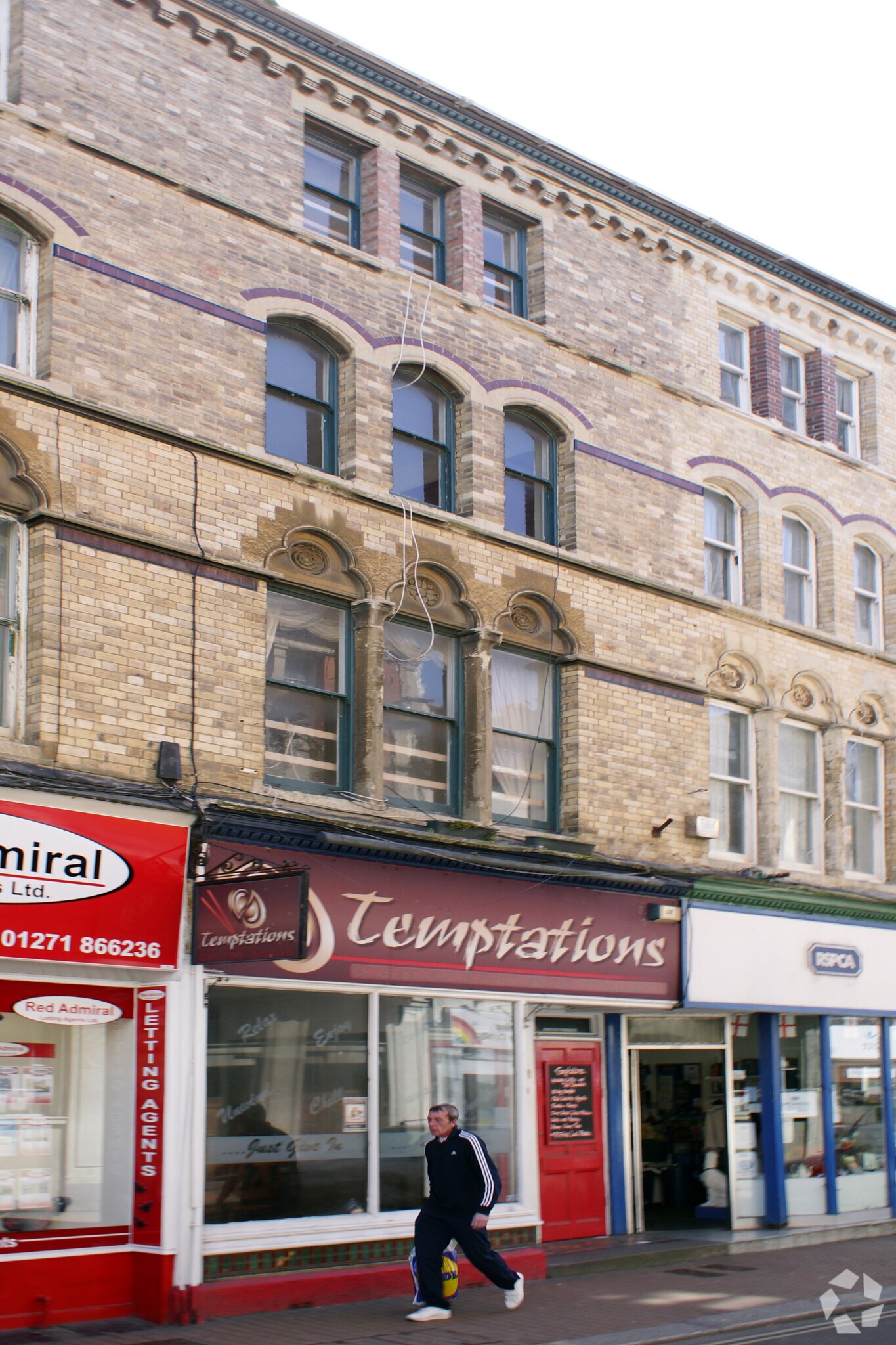 111 High St, Ilfracombe à vendre Photo principale- Image 1 de 25