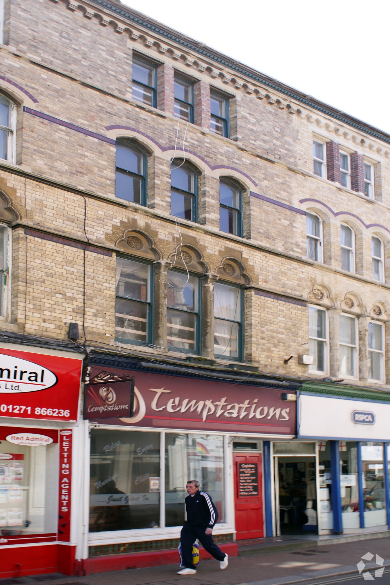 111 High St, Ilfracombe for sale Primary Photo- Image 1 of 25