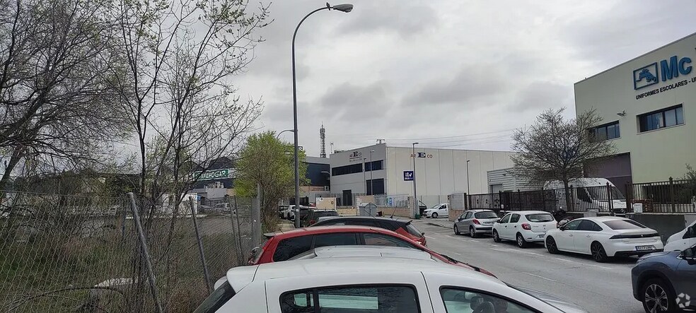 Calle Herramientas, 3, Leganés, Madrid à louer - Photo du bâtiment - Image 2 de 4