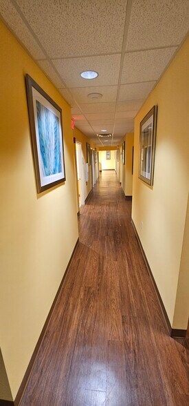 1620 Mason Ave, Daytona Beach, FL à louer - Photo du bâtiment - Image 3 de 12