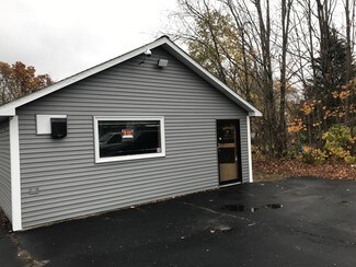 Plus de détails pour 181 E Main St, Orange, MA - Commerce de détail à louer