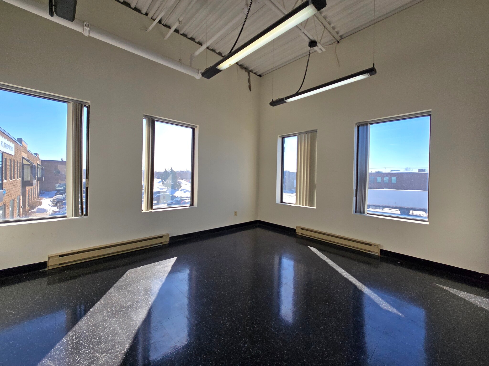 601-623 Rue McCaffrey, Montréal, QC for lease Building Photo- Image 1 of 5