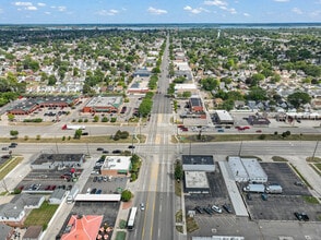 15010 Fort St, Southgate, MI à vendre Photo intérieure- Image 2 de 22