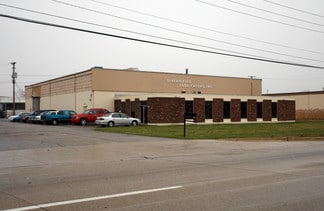 Plus de détails pour 17640 15 Mile Rd, Fraser, MI - Industriel à vendre