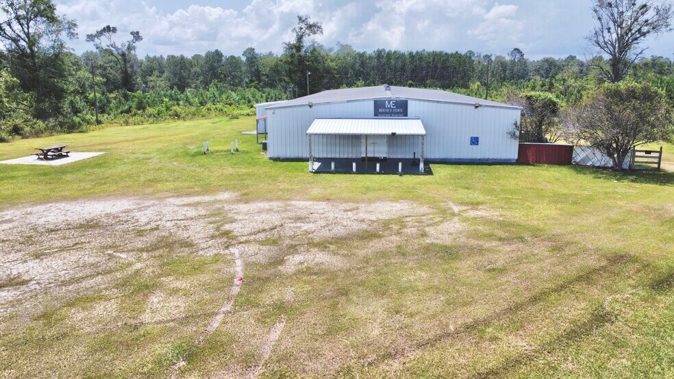 94 Old Douglas Rd, Hazlehurst, GA à vendre - Photo du bâtiment - Image 2 de 10