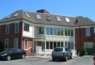 Plus de détails pour 35 Winter St, Hyannis, MA - Bureau à louer