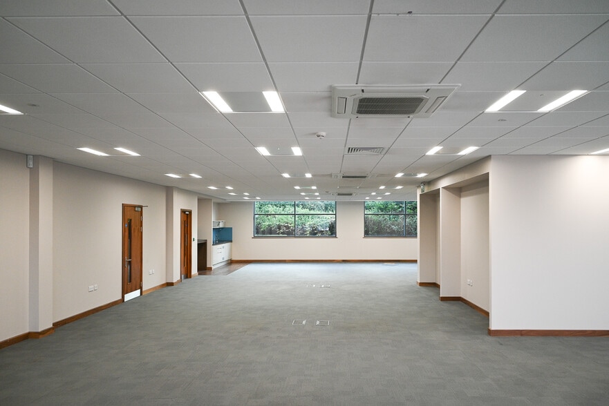 Davy Ave, Milton Keynes for lease - Building Photo - Image 1 of 4