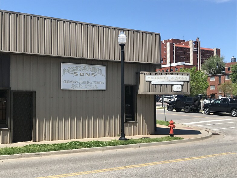 823 N Walker Ave, Oklahoma City, OK à vendre - Photo du bâtiment - Image 2 de 3