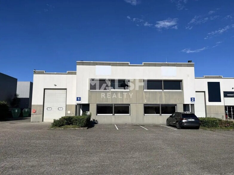 Office in Décines-Charpieu for lease - Building Photo - Image 2 of 50