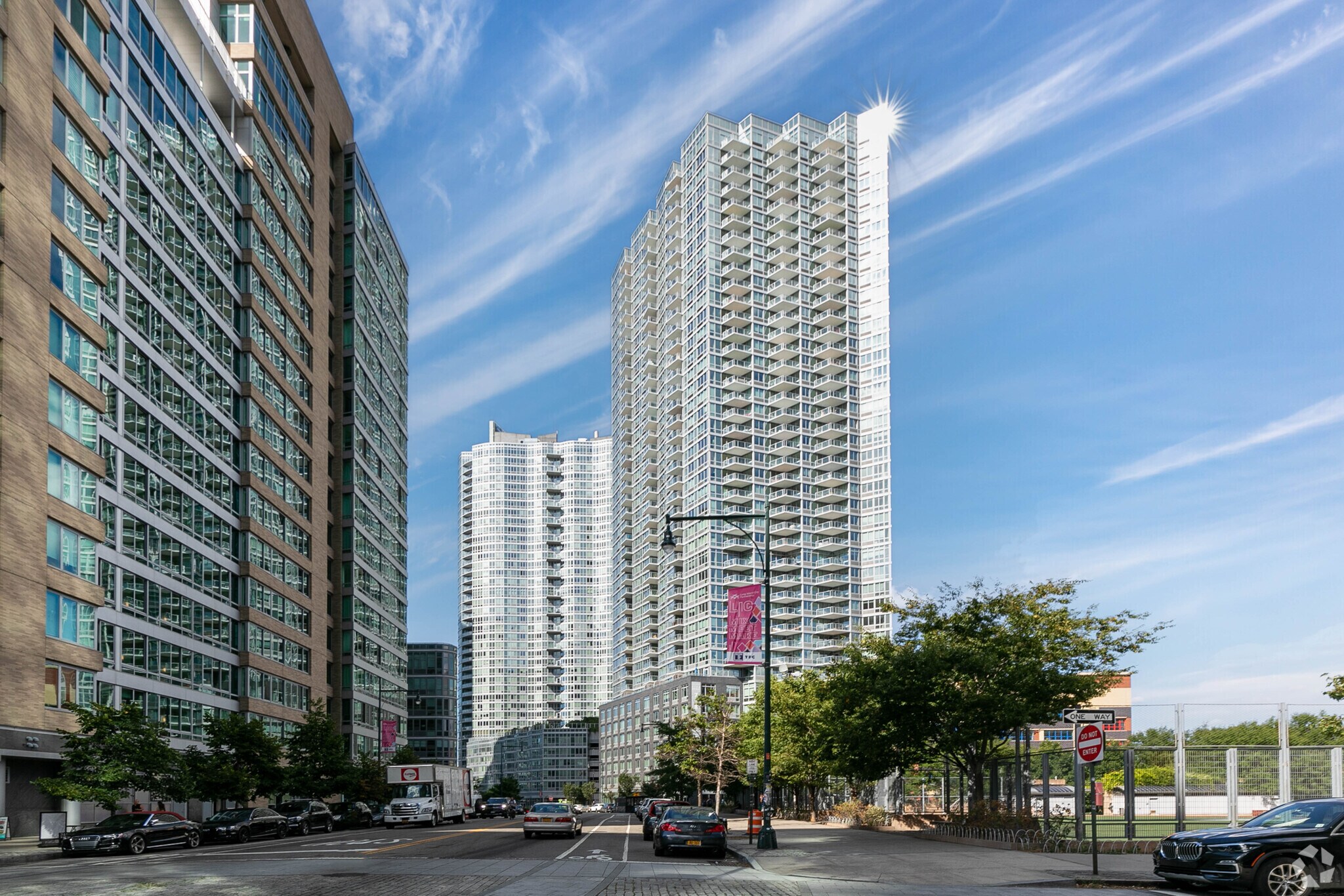 4615 Center Blvd, Long Island City, NY for lease Primary Photo- Image 1 of 14