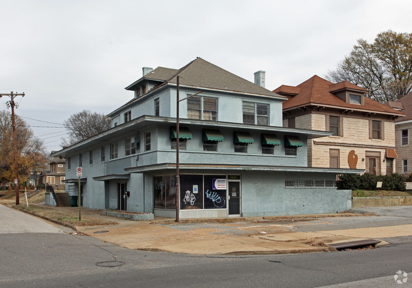 1430 Poplar Ave, Memphis, TN à vendre - Photo principale - Image 1 de 1