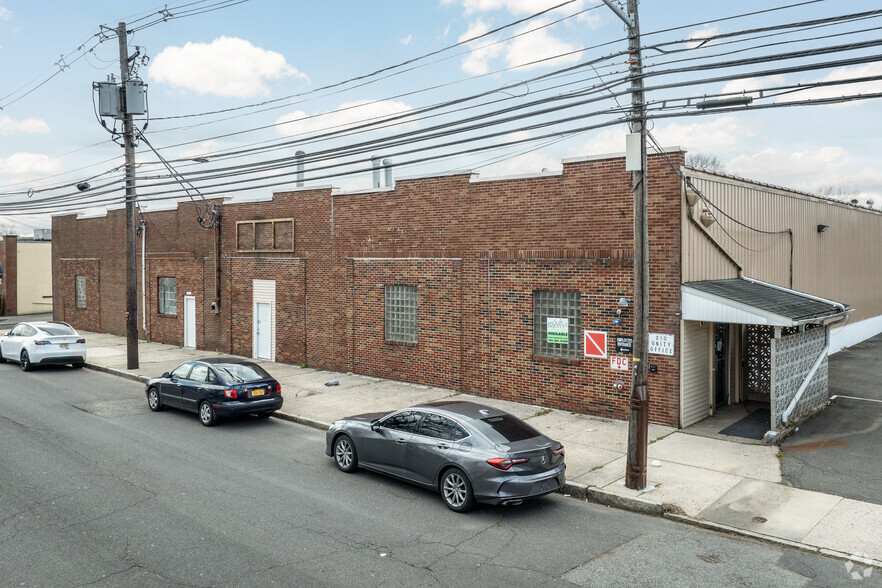 210 S Van Brunt St, Englewood, NJ for sale - Primary Photo - Image 1 of 6