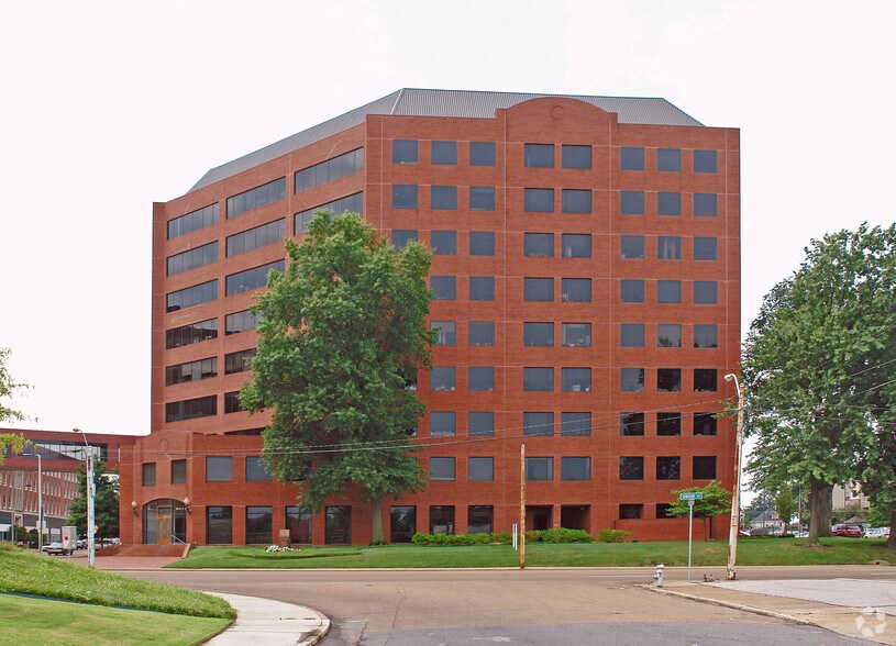 1211 Union Ave, Memphis, TN à louer - Photo du bâtiment - Image 2 de 6
