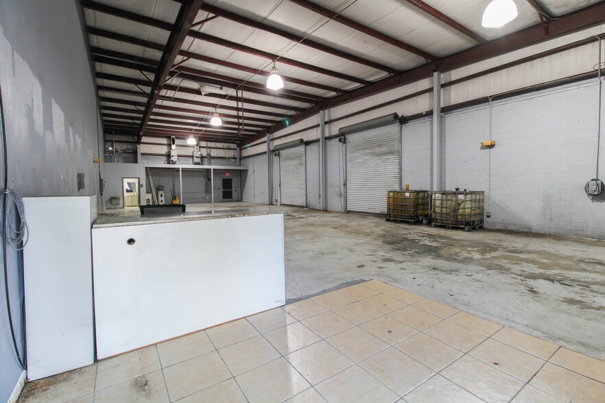 2350 Us-17-92, Longwood, FL for lease - Building Photo - Image 3 of 18