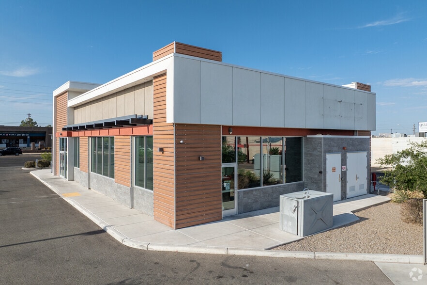 5721 E Broadway Blvd, Tucson, AZ for lease - Building Photo - Image 2 of 5