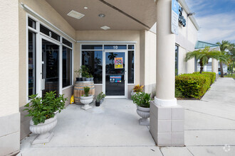 16120 San Carlos Blvd, Fort Myers, FL for lease Building Photo- Image 2 of 8