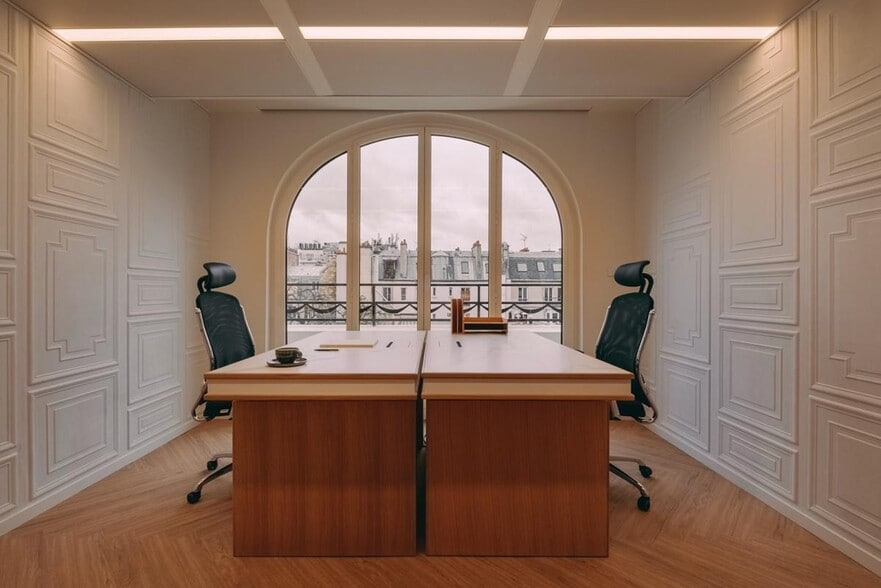 16 Avenue De Messine, Paris for lease - Interior Photo - Image 3 of 13