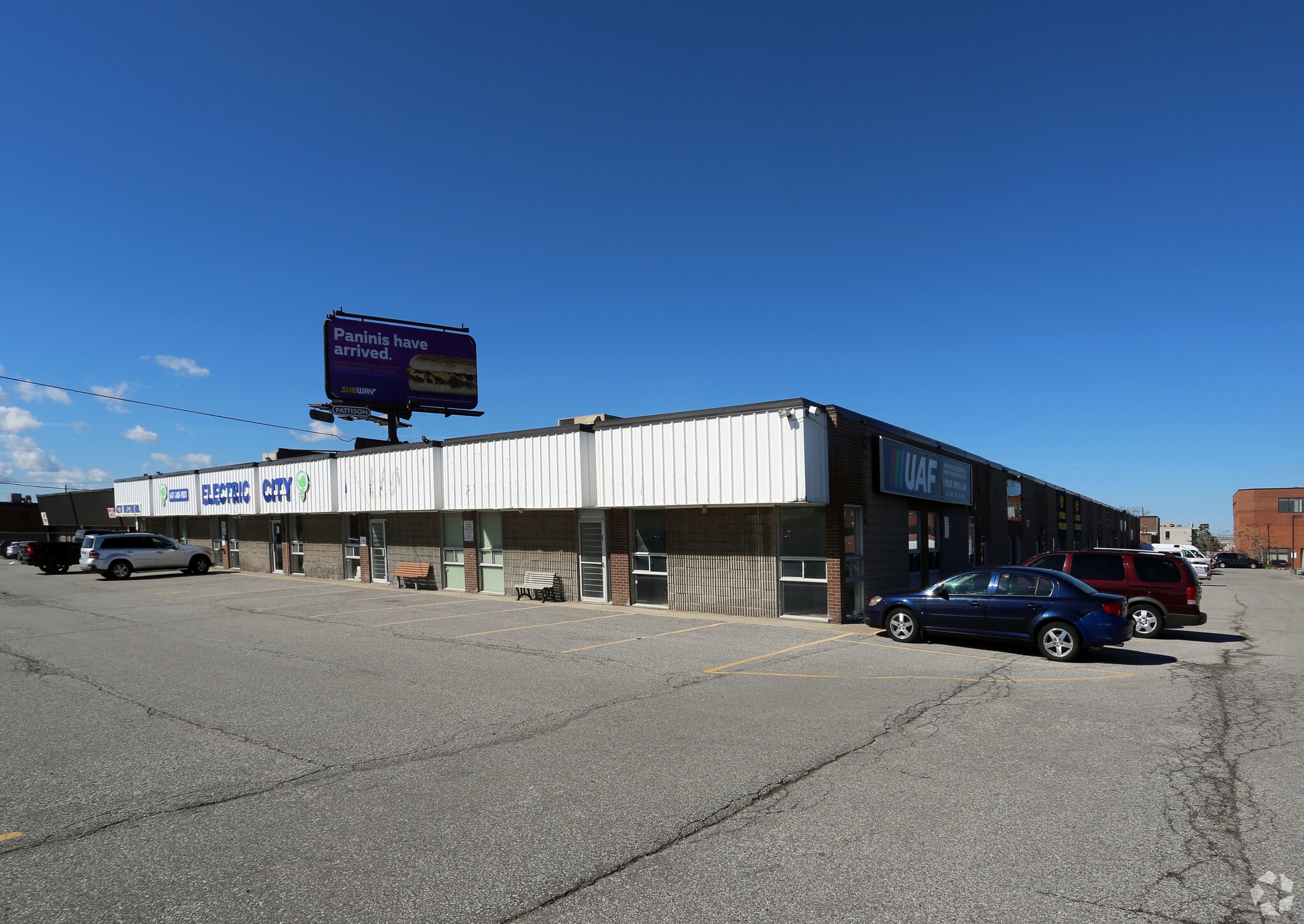 4278-4294 Weston Rd, Toronto, ON à louer Photo principale- Image 1 de 3