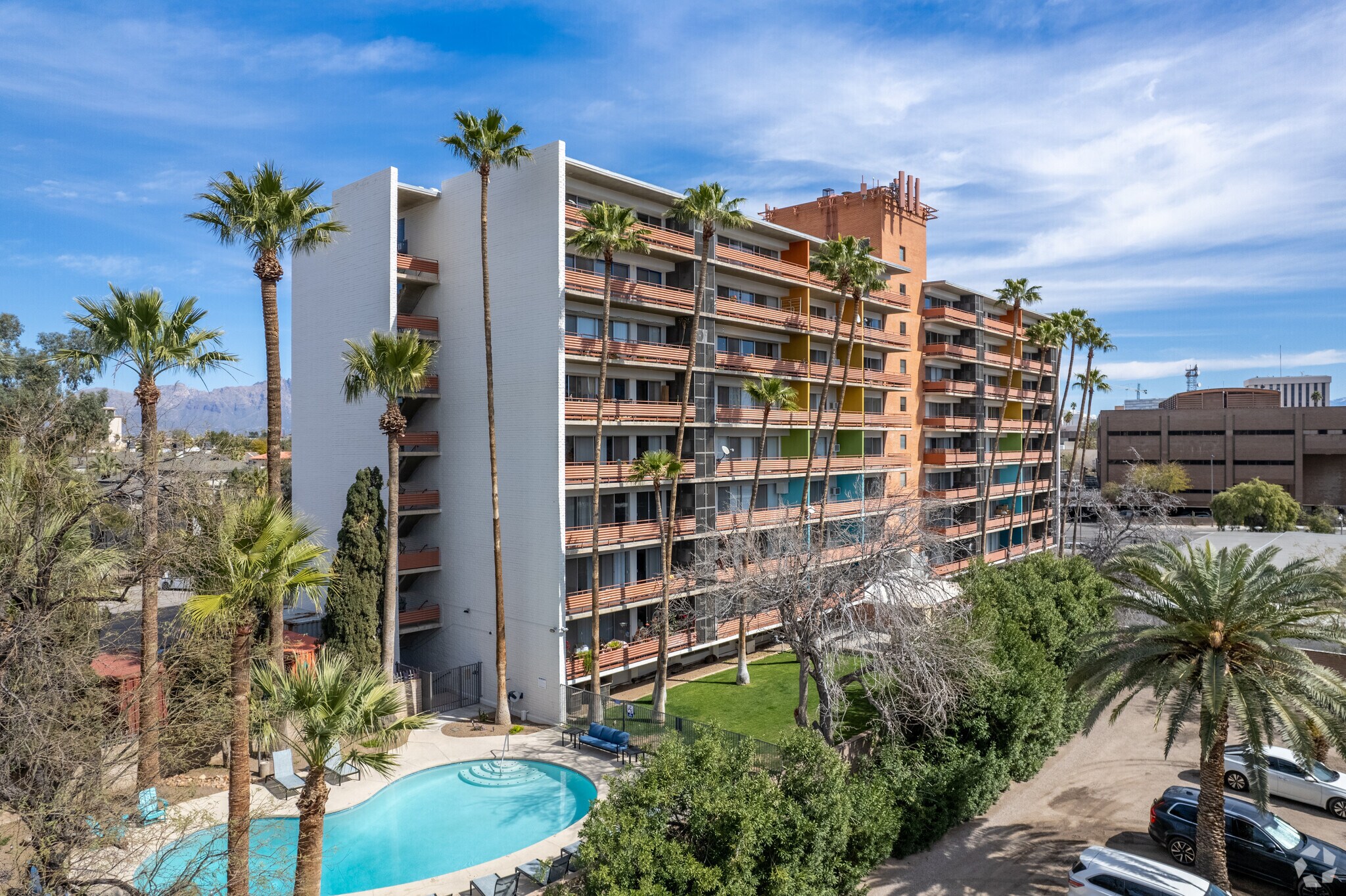 425 W Paseo Redondo, Tucson, AZ à vendre Photo du bâtiment- Image 1 de 23