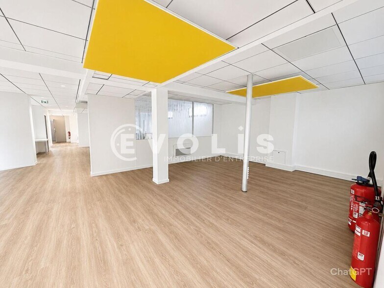 Bureau dans Montrouge à louer - Photo intérieure - Image 2 de 11