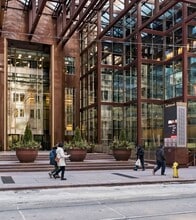 40 King St W, Toronto, ON for lease Building Photo- Image 2 of 9
