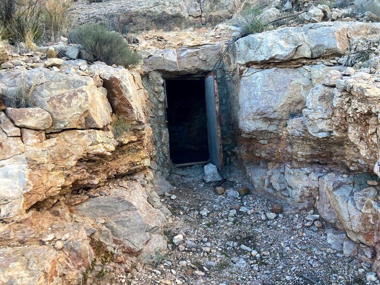 1 Villa De La Mina rd, Terlingua, TX à vendre - Photo du bâtiment - Image 3 de 42