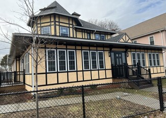 Plus de détails pour 817 Albany Ave, Hartford, CT - Vente au détail à vendre