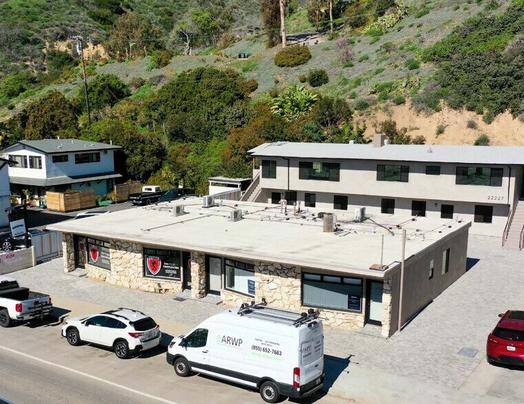 22227 Pacific Coast Hwy, Malibu, CA à vendre - Photo principale - Image 1 de 43