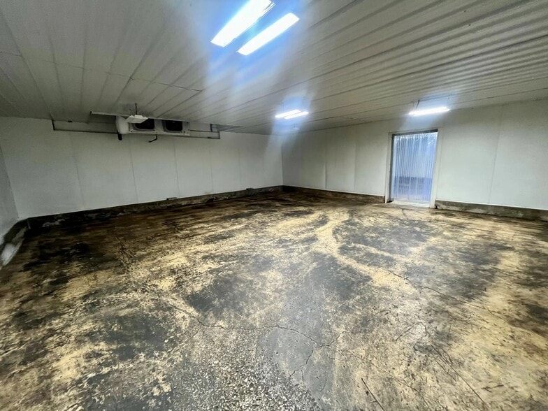 931 SW 5th St, Oklahoma City, OK for lease - Interior Photo - Image 3 of 8