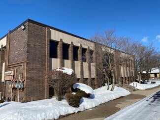 Plus de détails pour 1500 44th St SE, Grand Rapids, MI - Bureau à louer