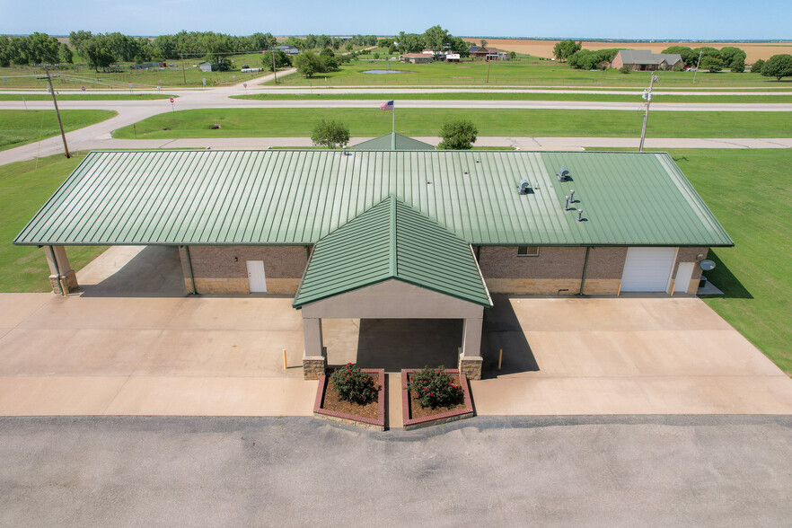 Thunderbird Rd., Tonkawa, OK à vendre - Photo du bâtiment - Image 3 de 22