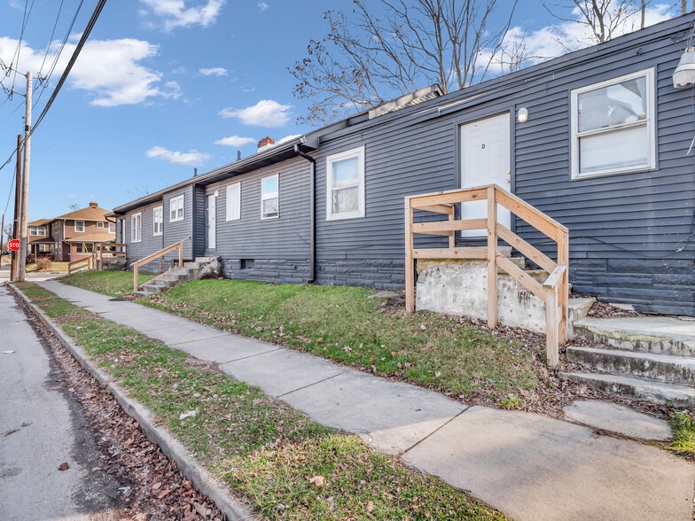 3178 N Capitol Ave, Indianapolis, IN for sale - Building Photo - Image 3 of 27