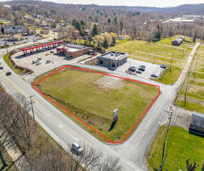 2189 Hulton Road Parcel & Restaurant portefeuille de 2 propriétés à vendre sur LoopNet.ca - Photo du bâtiment - Image 2 de 5
